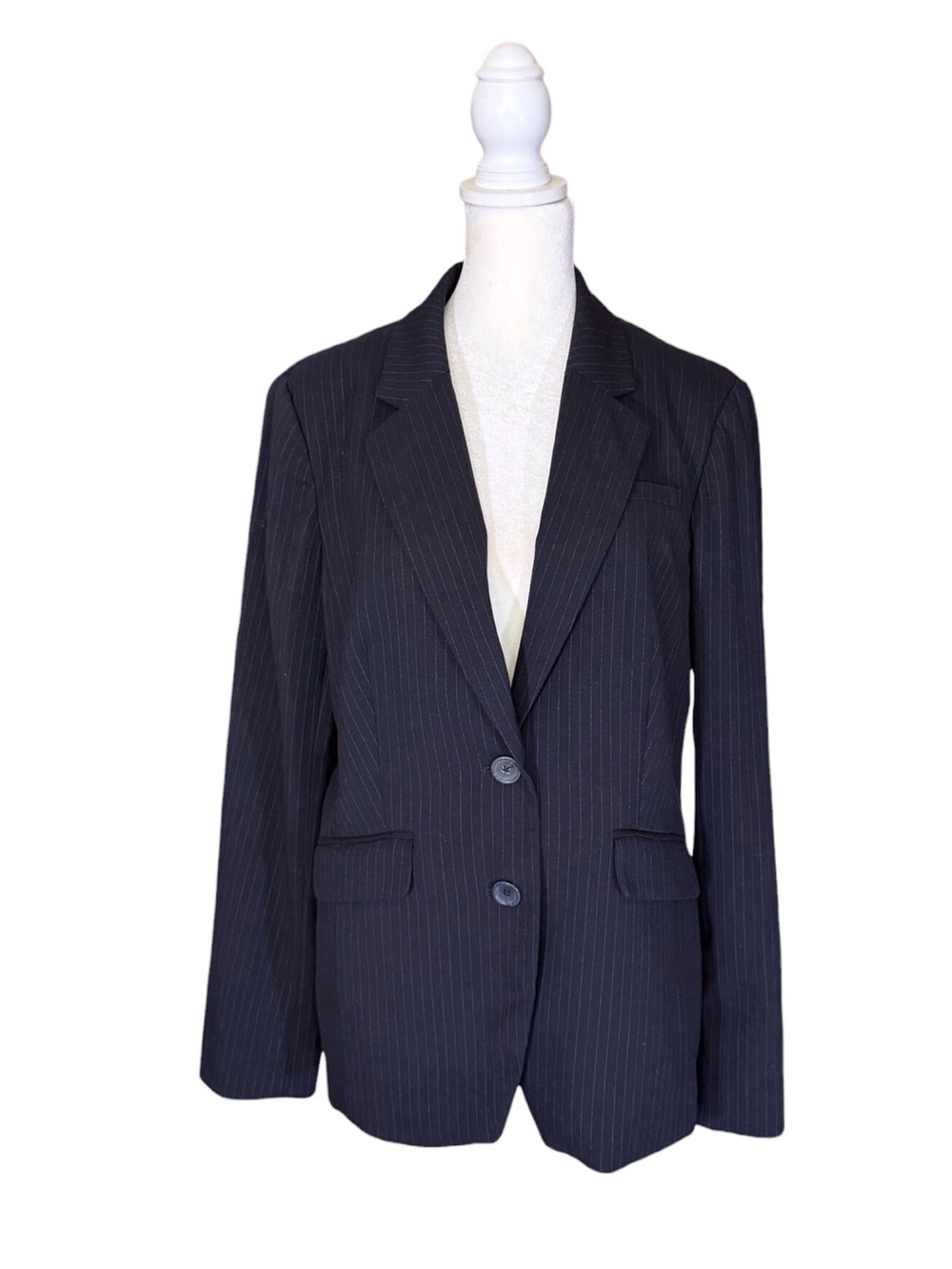 Banana Republic navy blue pinstriped two button blazer/jacket women’s size 14